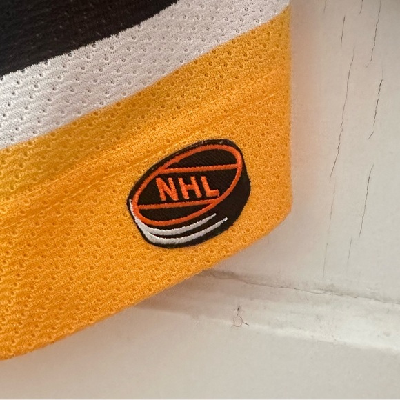 Vintage earls 2000s CCM Boston Bruins Sergei Samsonov jersey! - Picture 2 of 6